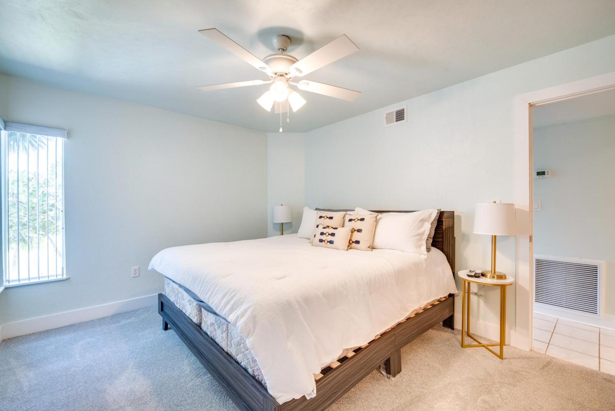 Cedar Key Condo With Balcony And Gulf Views! Exterior photo